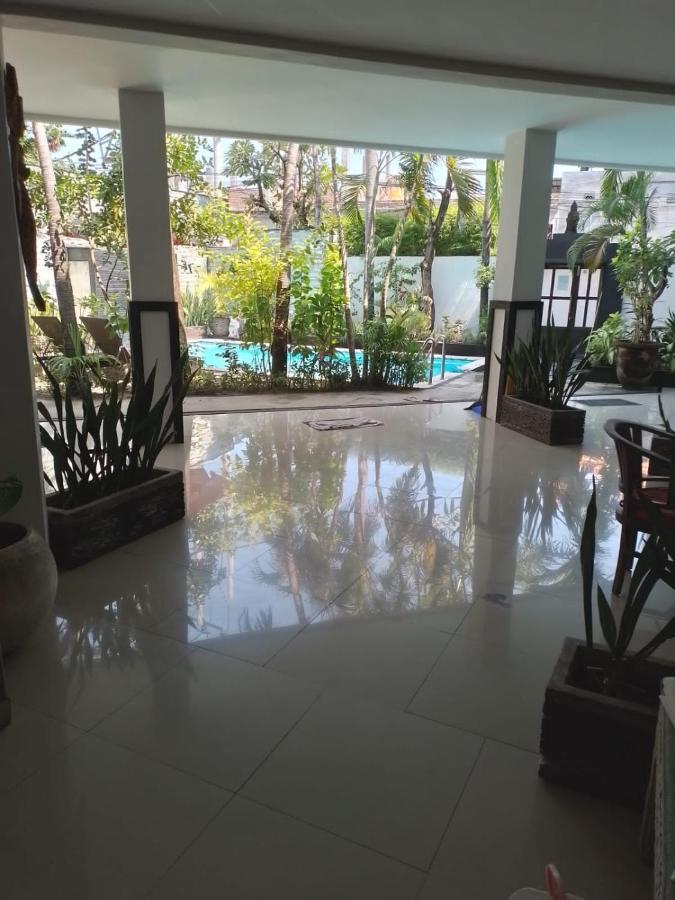 Marinos Place Legian Exterior foto