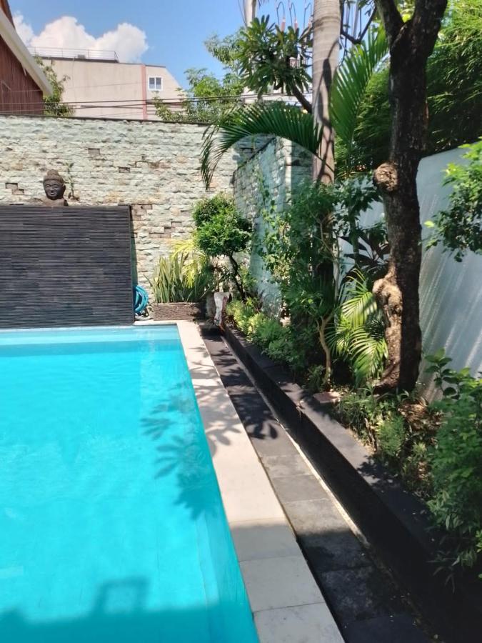 Marinos Place Legian Exterior foto