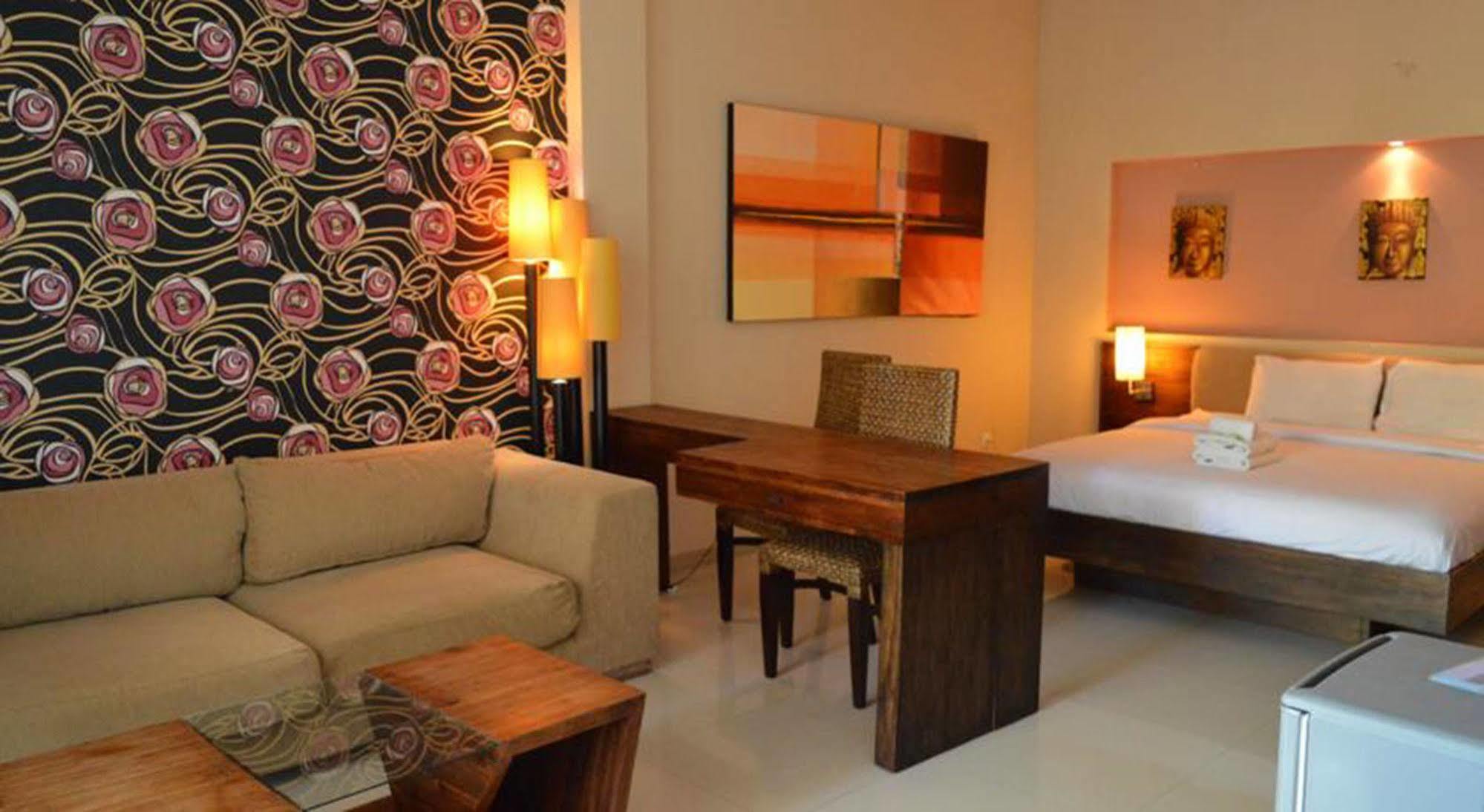 Marinos Place Legian Exterior foto